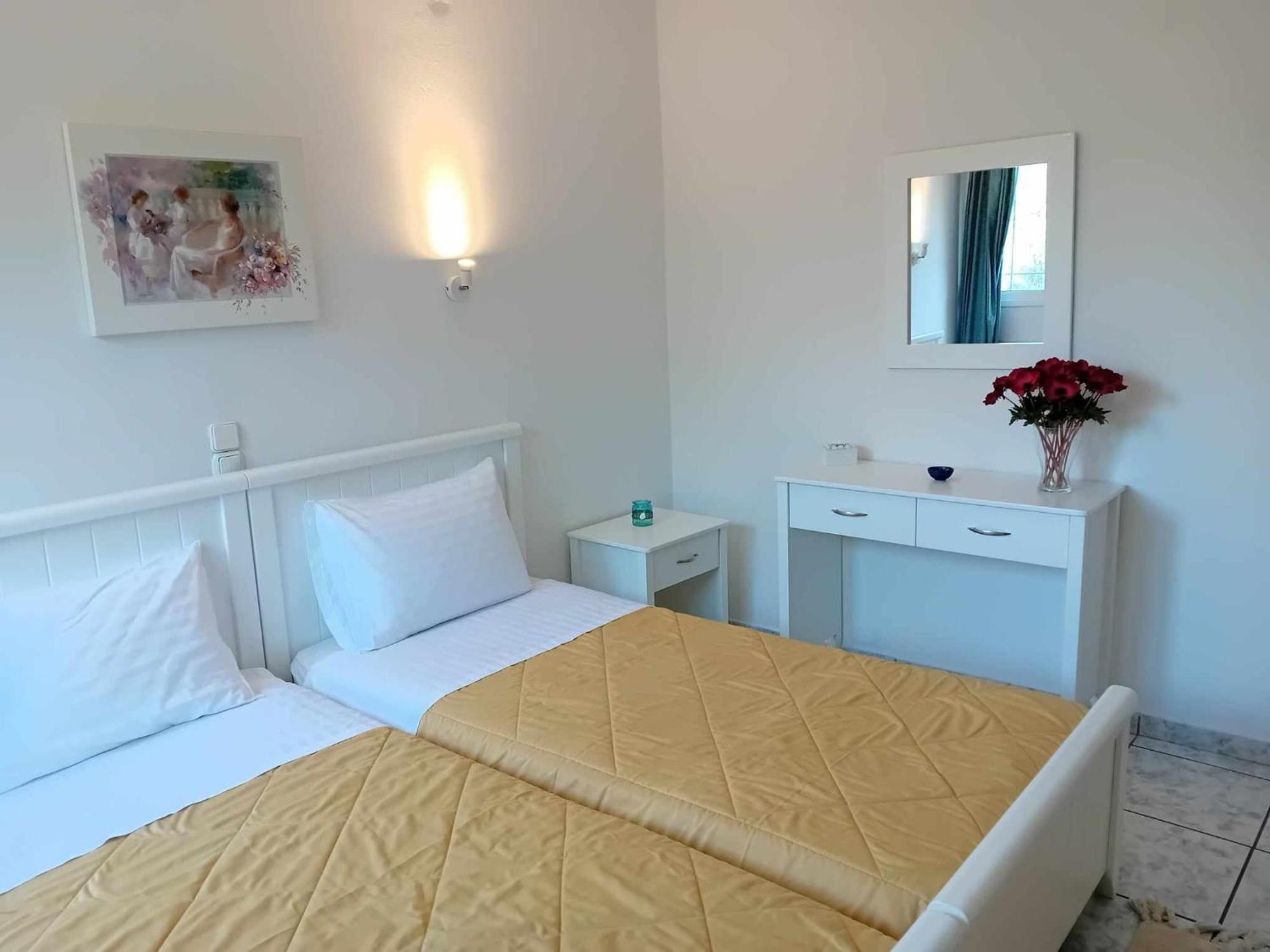 Apartments Margarita Kaizer Bridge Achilleion Экстерьер фото